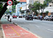 Ciclovia na rua Professor Moraes, em BH