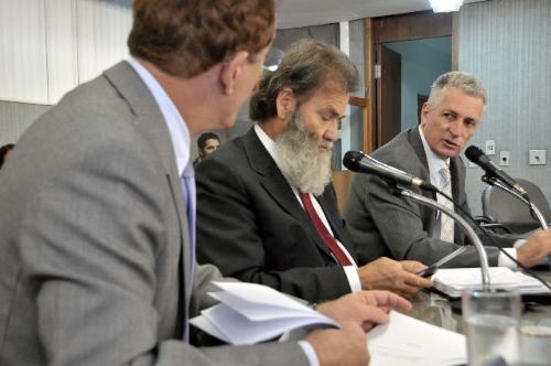 Os requerimentos foram apresentados em audiência pública na última quarta (19) - Foto:Willian Dias