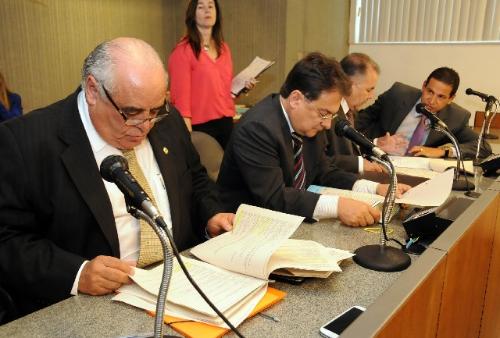 O parecer do relator, deputado Dalmo Ribeiro Silva, é pela legalidade da proposição com a emenda nº 1, que apresentou - Foto:Ricardo Barbosa