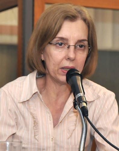 A delegada Cristina Masson criticou a lei de registros públicos